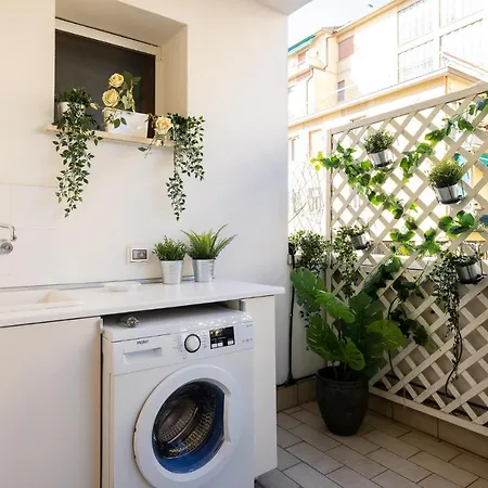 Elegant Location In - 2 Free Parking! Apartment